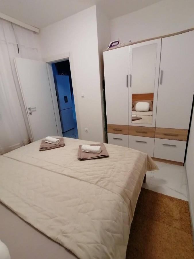 Vila Slavica Vir Exterior foto
